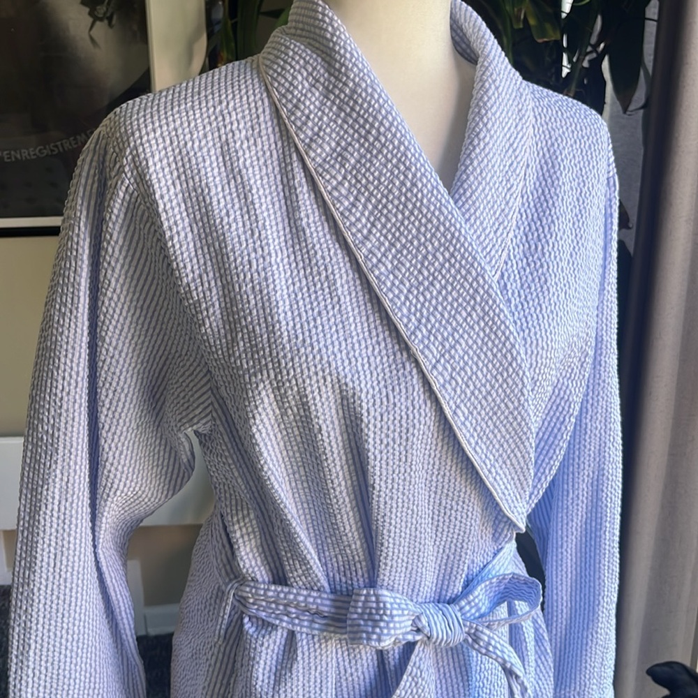 🛁Vermont Country Store Cotton Blue White Seersucker Bathrobe medium